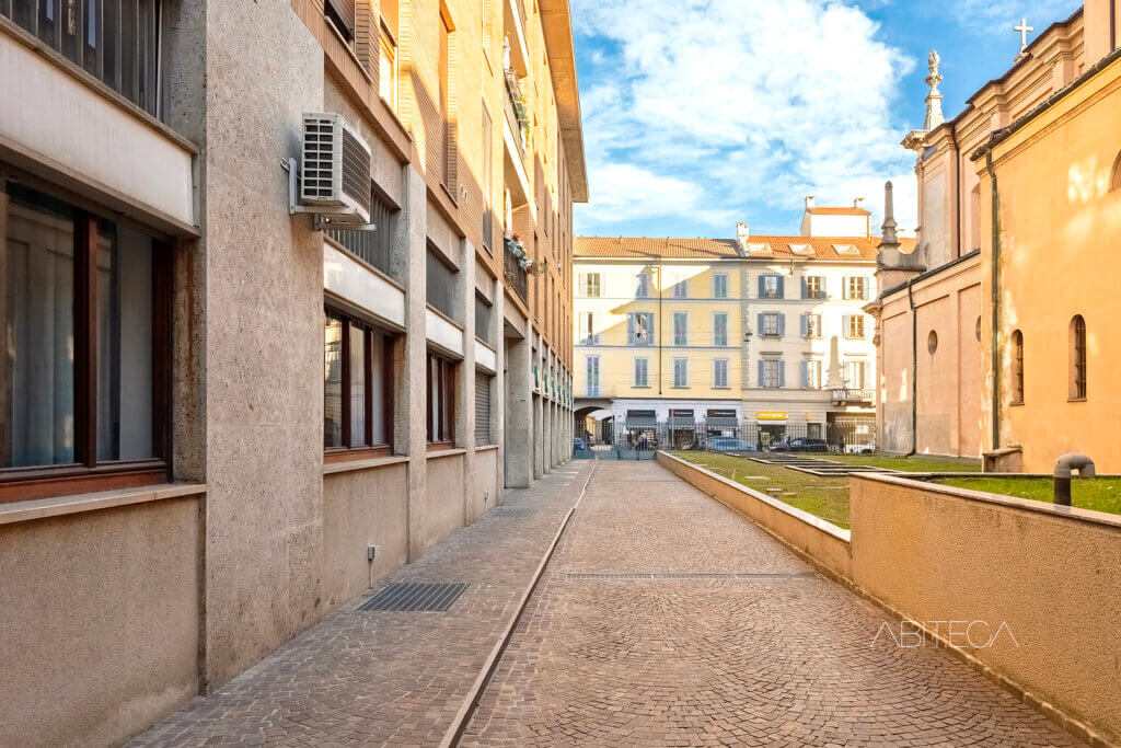 28 Cortile interno Corso Manusardi Navigli Milano ABITECA - Corso San Gottardo 2/a, Milano